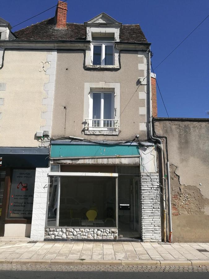 شقة Romorantin-Lanthenay  في Le Petit Romo, Entre Beauval Et Les Chateaux المظهر الخارجي الصورة